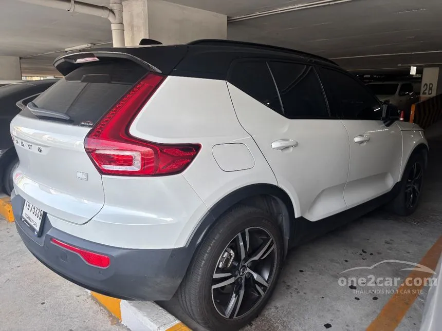 2021 Volvo XC40 Recharge T5 R-Design SUV