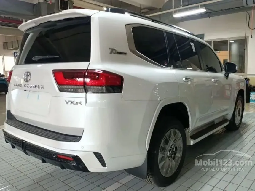 2024 Toyota Land Cruiser 300 VX-R 70th Anniversary SUV