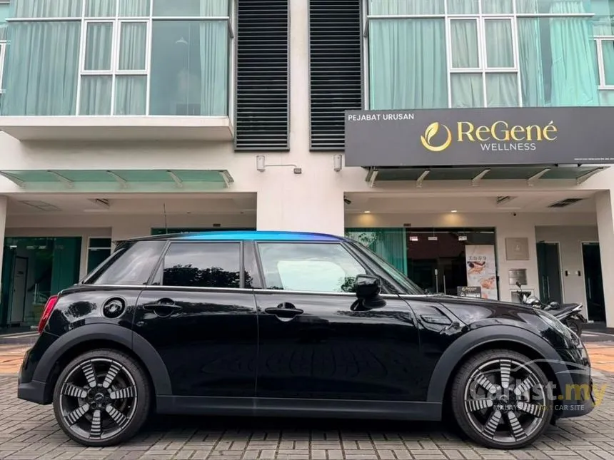 2022 MINI Cooper 5 Door The Coopers Edition Hatchback