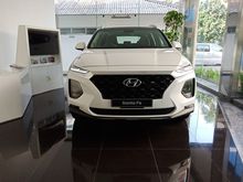 Dapatkan segera Spesial Promo bulan ini khusus untuk all new Santafe XG CRDI, GLS CRDi, XG Gasoline, GLS Gasoline