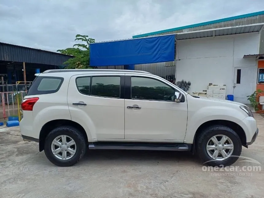 2015 Isuzu MU-X DVD SUV