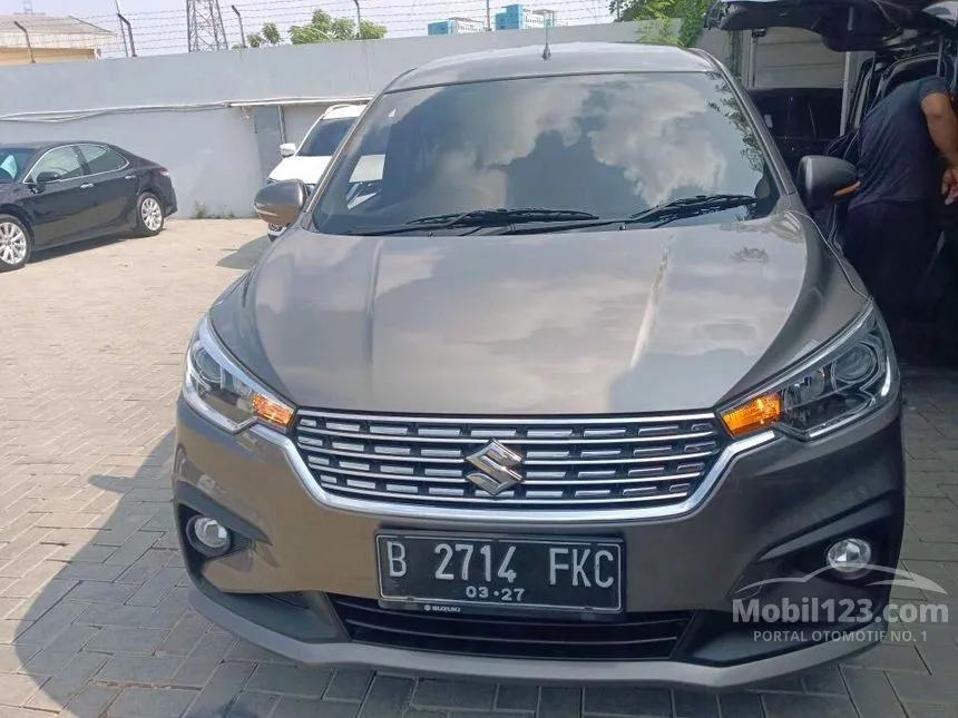 Jual Mobil Suzuki Ertiga 2022 GX 1.5 di Jawa Barat Automatic MPV Abu