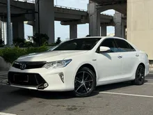 2016 Toyota Camry 2.5 Hybrid Luxury Sedan - NEWBATTERY/FULLSERVICETOYOTA