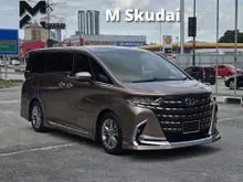 2025 Toyota Alphard 2.5 Z SUNROOF AUTO STEP JBL 12K KM 5YRS TOYOTA WARRANTY