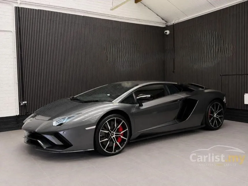2018 Lamborghini Aventador S Coupe