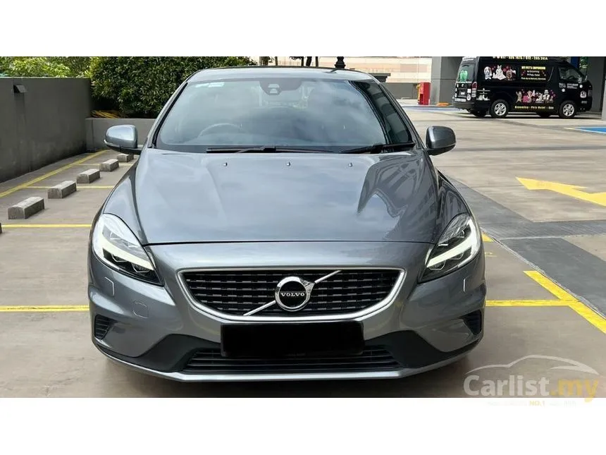 2018 Volvo V40 T4 Hatchback