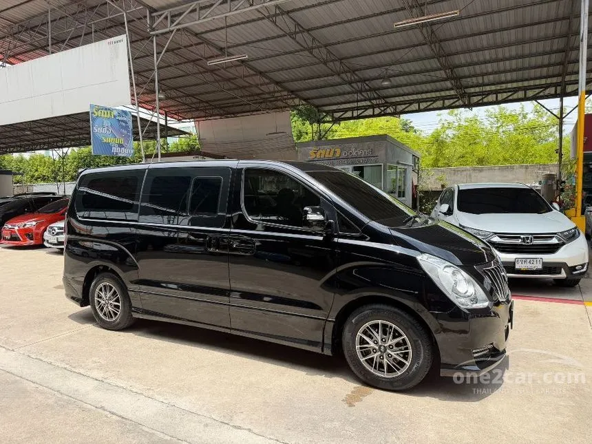 2017 Hyundai H-1 Elite Van