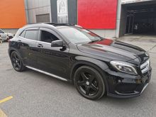 2015 Mercedes-Benz GLA180AMG JAPAN PANORAMIC ROOF FULL LEATHER SEAT POWER BOOT RADAR SAFETY PACKAGE UNREGISTERED