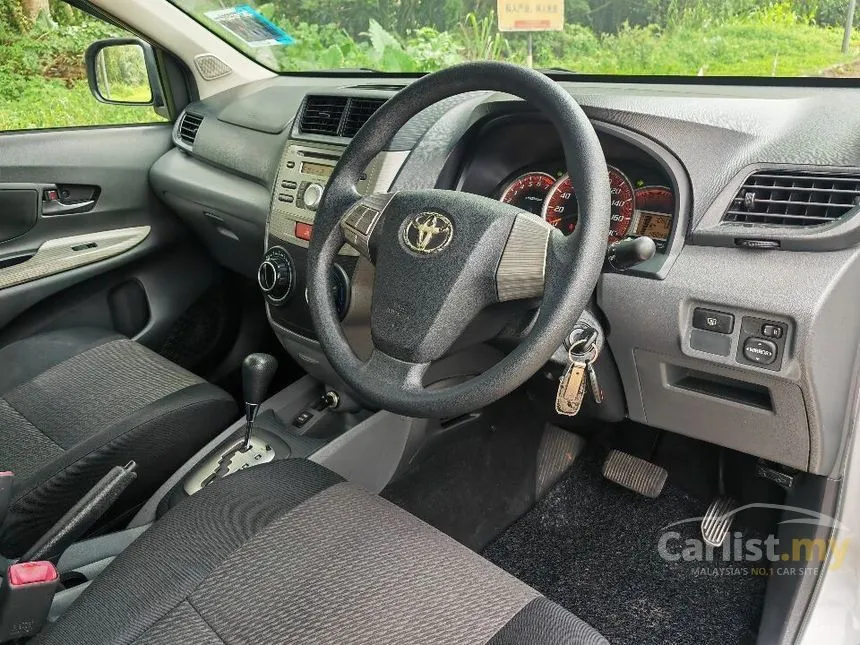 2013 Toyota Avanza S MPV