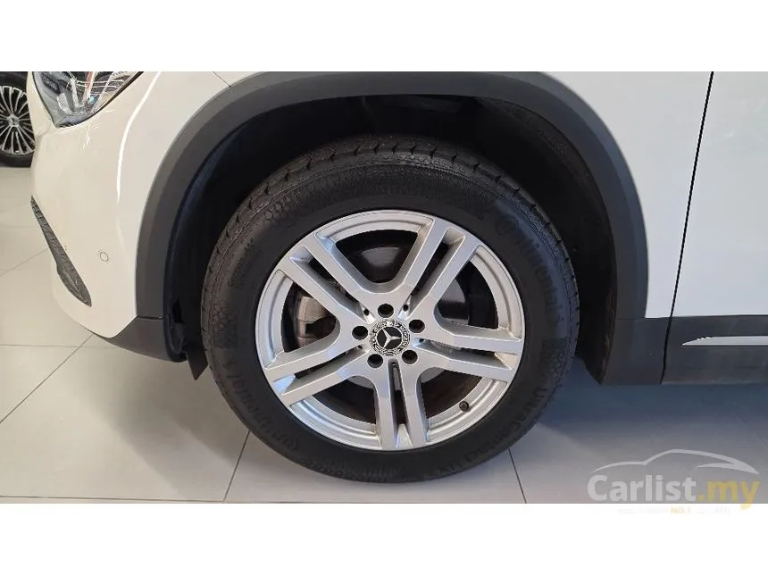 2022 Mercedes-Benz GLA200 Progressive Line SUV