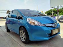 2014 Honda Jazz 1.3 (ปี 14-18) Hybrid Hatchback