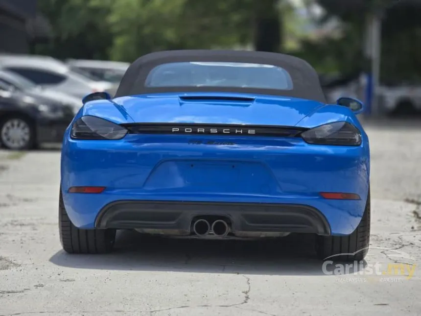 2022 Porsche 718 Boxster Convertible