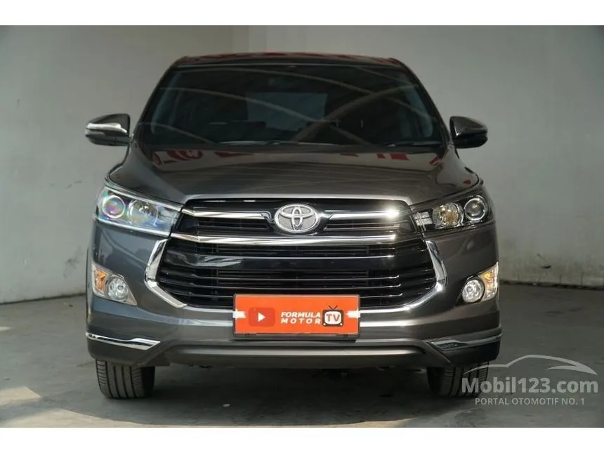 Jual Mobil Toyota Innova Venturer 2020 2.4 di DKI Jakarta Automatic Wagon Abu