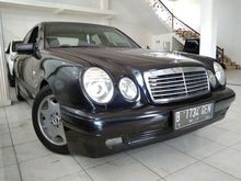 1996 Mercedes-Benz E230 2.3 W210 2.3 Automatic Sedan