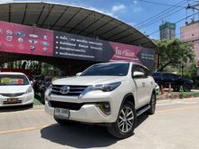 2018 Toyota Fortuner 2.8 (ปี 15-18) V SUV AT