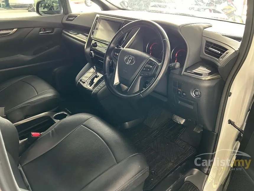 2022 Toyota Vellfire Golden Eyes III MPV