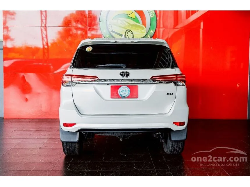2018 Toyota FORTUNER V SUV