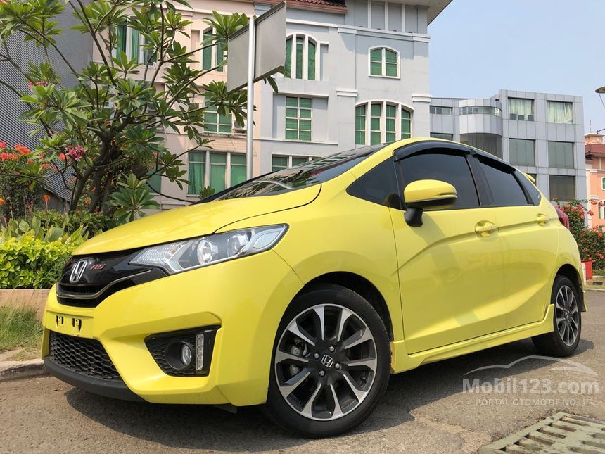 Jual Mobil Honda Jazz 2016 RS 1.5 di DKI Jakarta Automatic 