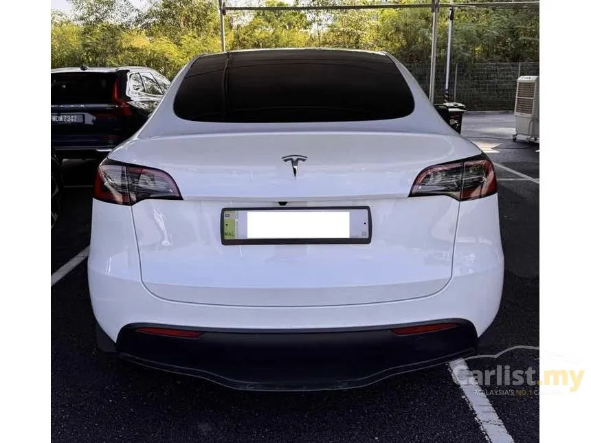2025 TESLA Model Y Standard Range SUV