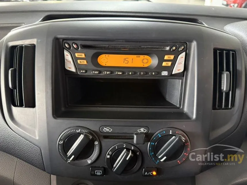 2015 Nissan NV200 Panel Van