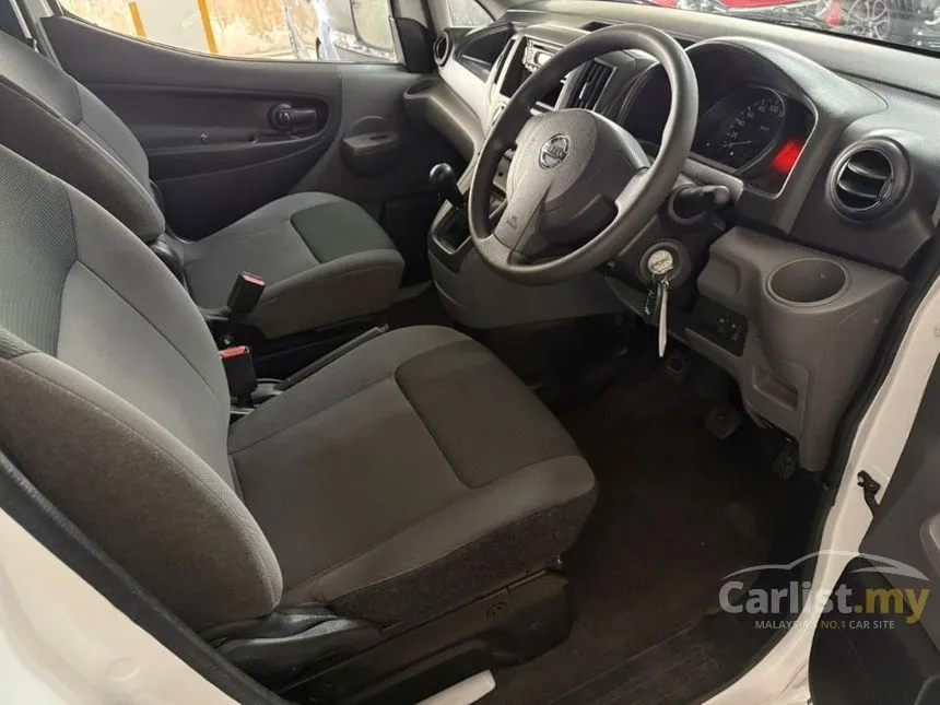 2015 Nissan NV200 Panel Van