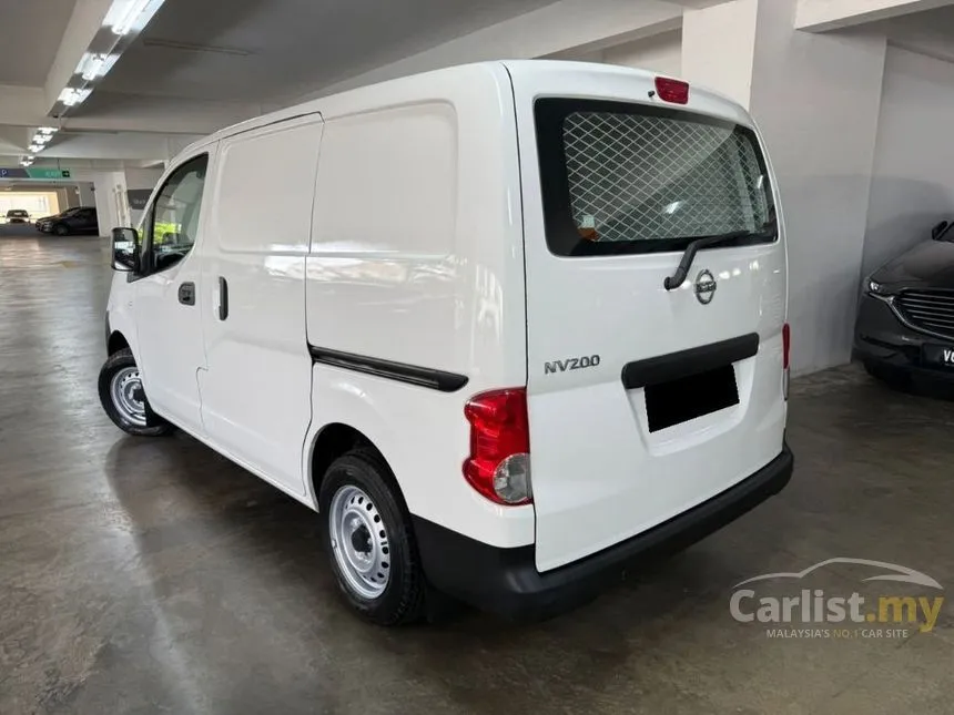 2015 Nissan NV200 Panel Van