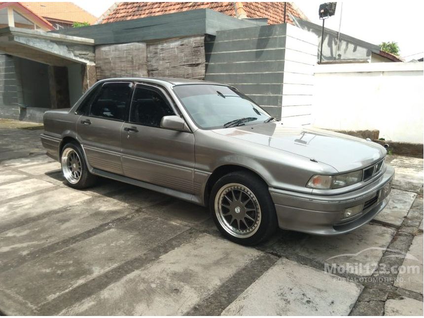 Jual Mobil Mitsubishi Eterna  1992 2 0 Manual 2 0 di Jawa 