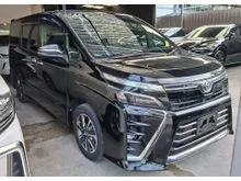 2021 Toyota Voxy 2.0 ZS Kirameki III Edition 7Seater 2Power Door,Leather,Pre Crash,LDA MPV Unreg Recon (A) Fullspec 4.5/AGrade 68,000Km 8Year Warranty
