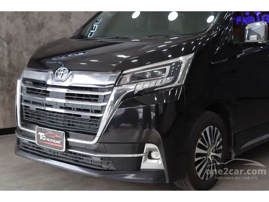 2021 Toyota Majesty Standard Van