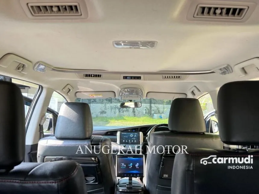 2022 Toyota Innova Venturer Wagon