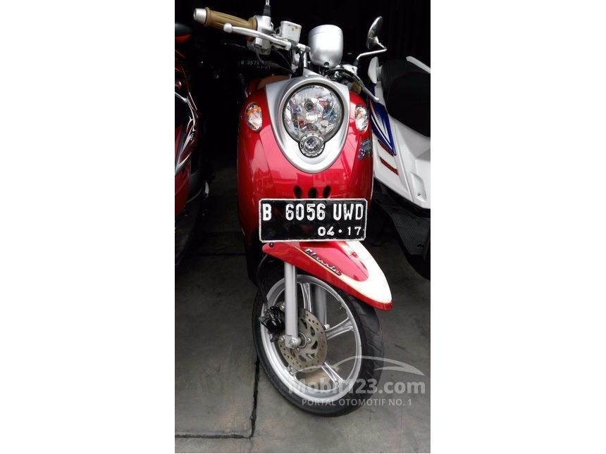 Jual Motor  Yamaha Fino  2012 0 1 di DKI Jakarta  Automatic 