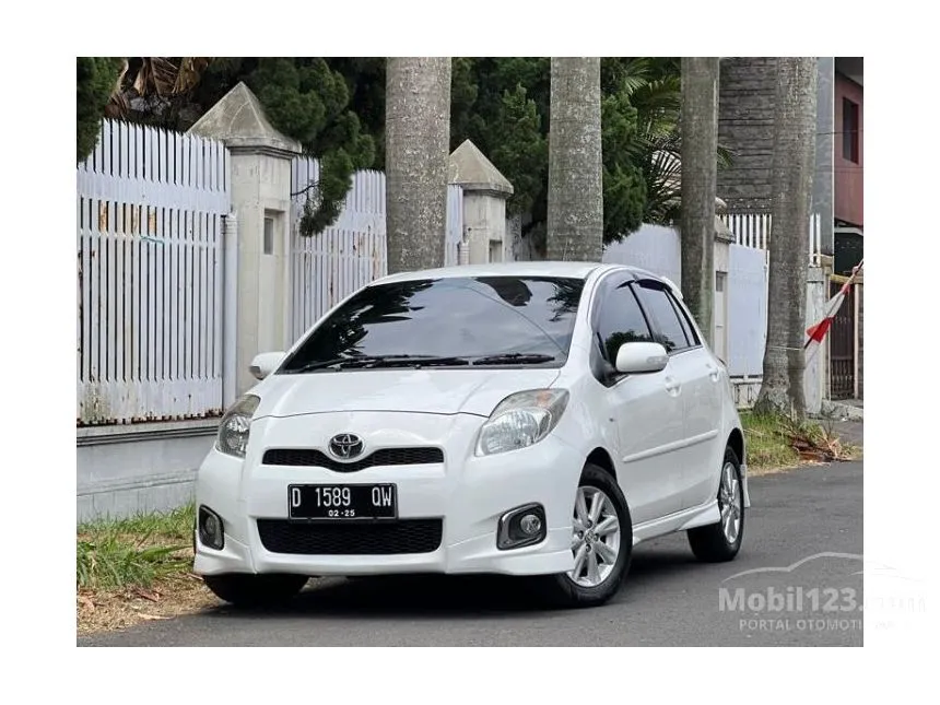 Jual Mobil Toyota Yaris 2012 S 1.5 di Jawa Barat Automatic Hatchback Putih Rp 145.000.000