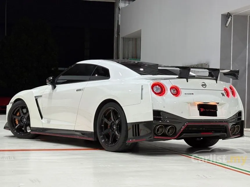2017 Nissan GT-R NISMO Coupe