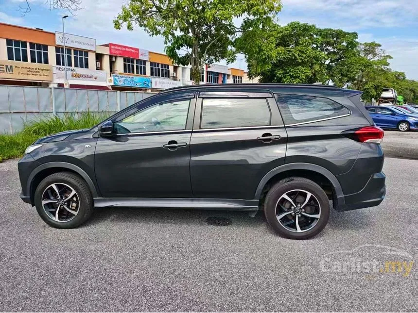 2020 Perodua Aruz AV SUV