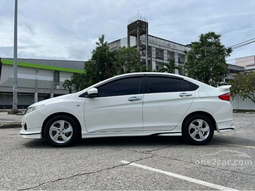 2016 Honda City V i-VTEC Sedan