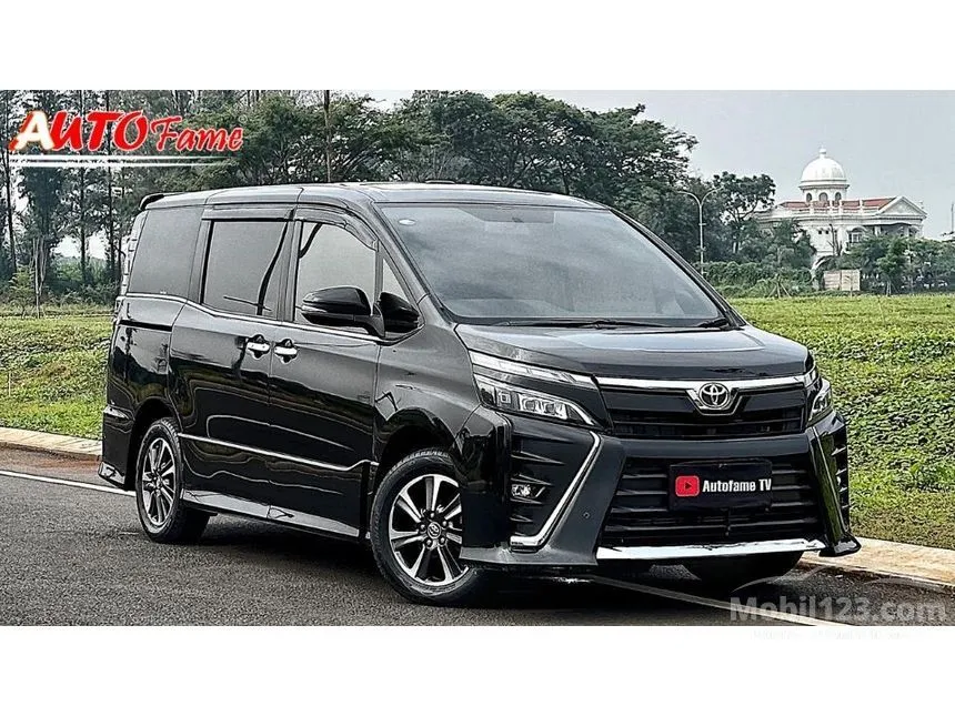 Jual Mobil Toyota Voxy 2018 2.0 di DKI Jakarta Automatic Wagon Hitam Rp 290.000.000