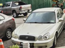 2004 Hyundai Sonata 2.0 Sedan