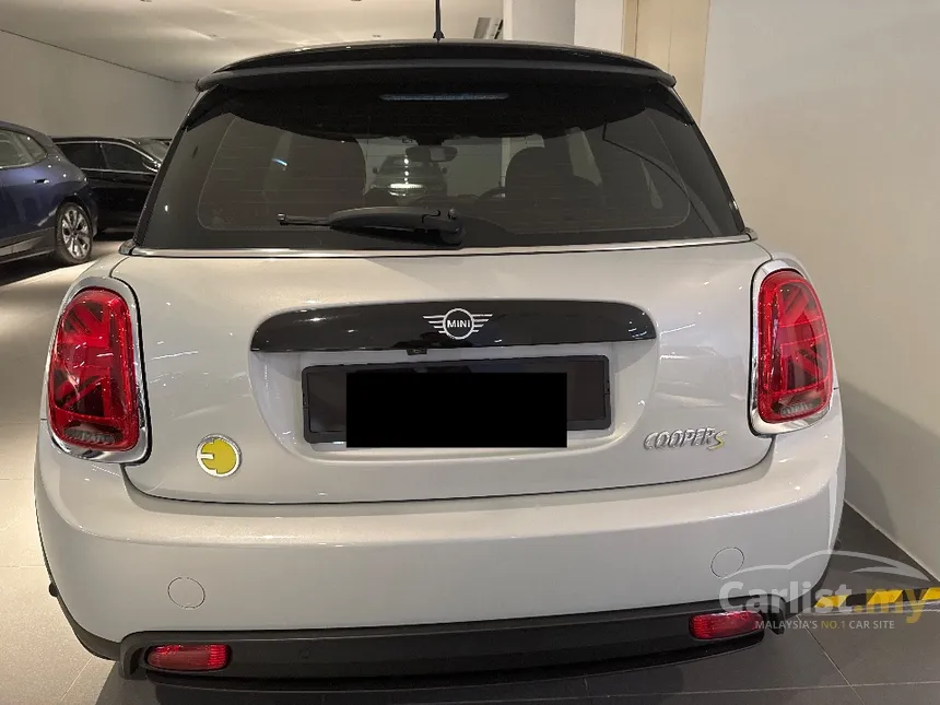 2022 MINI 3 Door Cooper SE Hatchback