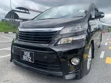 2013 Toyota Vellfire 2.4 Z Golden Eyes with Alpine sound system rear entertainment * TWIN POWERDOORS & POWER BOOT *