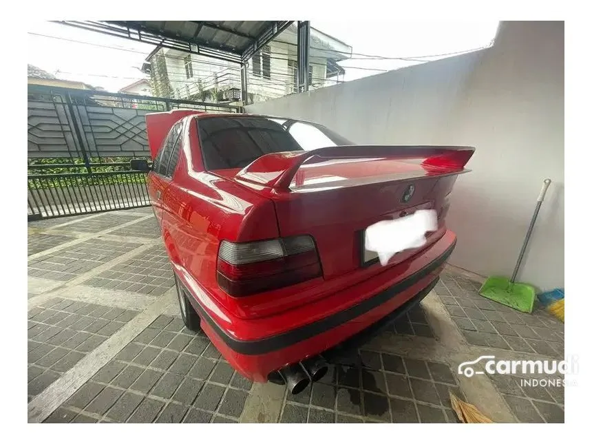 1995 BMW 320i 2.0 Manual Sedan