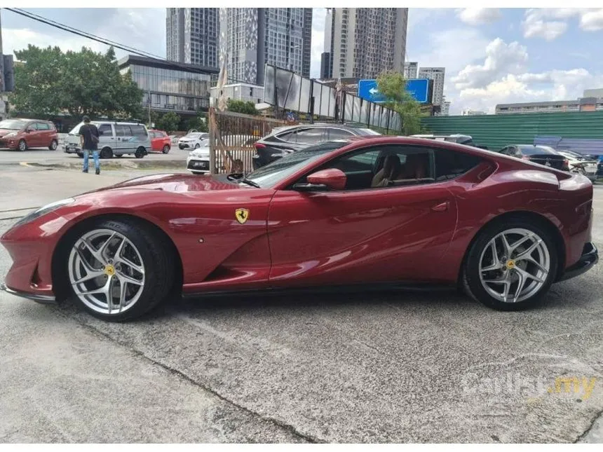 2021 Ferrari 812 Superfast Coupe