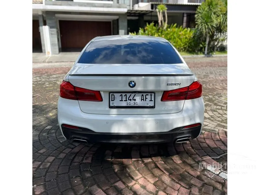 2019 BMW 530i M Sport Sedan