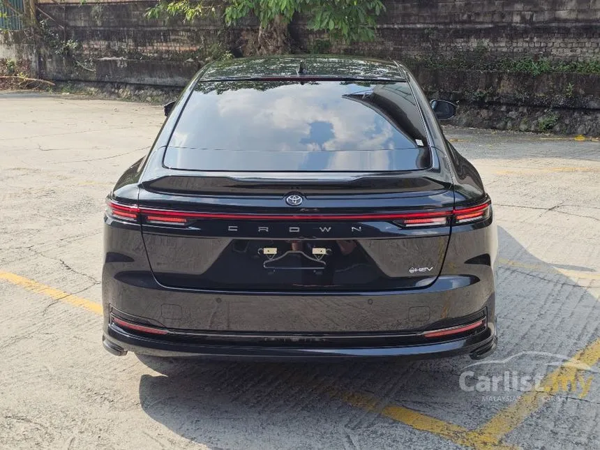 2024 Toyota Crown Crossover Z Sedan
