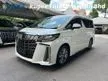 Recon 2020 Toyota Alphard 2.5 S Type Gold UNREGISTER Special Edition Twin Sunroof 3LED Sequential Signal DVD Roof Monitor Apple Carplay Grade 4 44k Mileage
