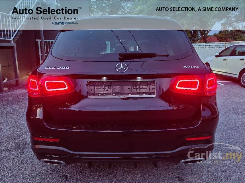2021 Mercedes-Benz GLC300 4MATIC AMG Line SUV