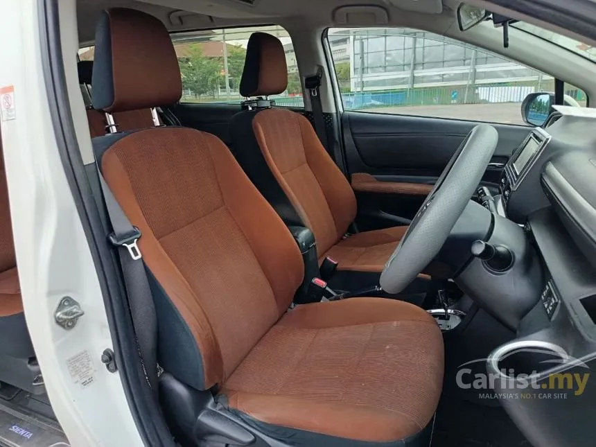 2017 Toyota Sienta V MPV