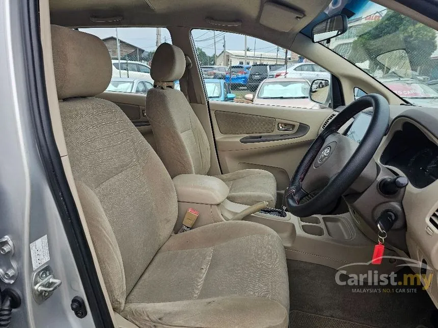 2006 Toyota Innova E MPV