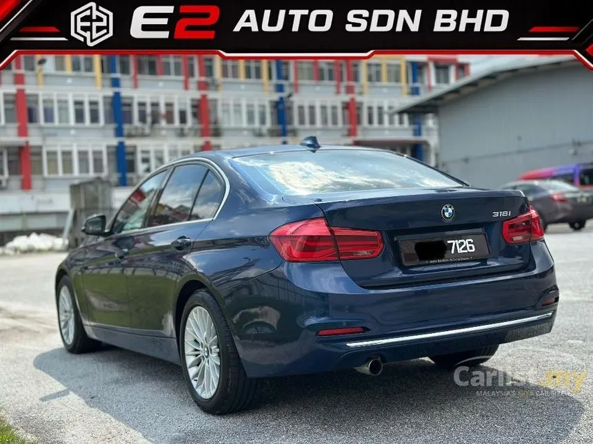 2018 BMW 318i Luxury Sedan
