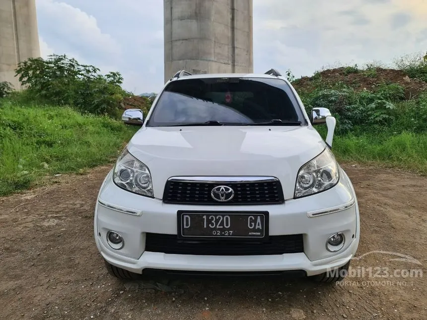 Jual Mobil Toyota Rush 2012 S 1.5 di Jawa Barat Automatic SUV Putih Rp 145.000.000