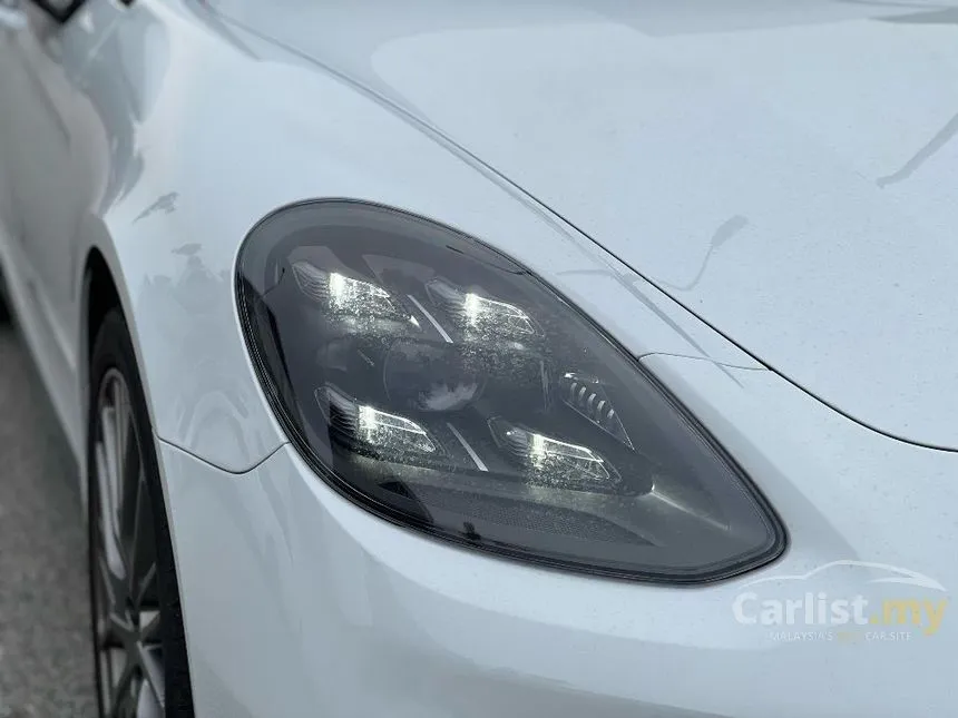 2022 Porsche Panamera Hatchback